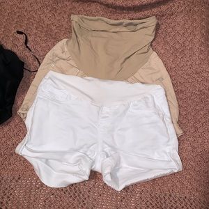 Maternity shorts